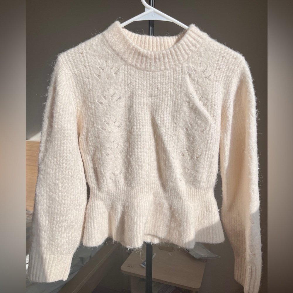 &other stories thick knitwear wool alpaca sweater cream color size M